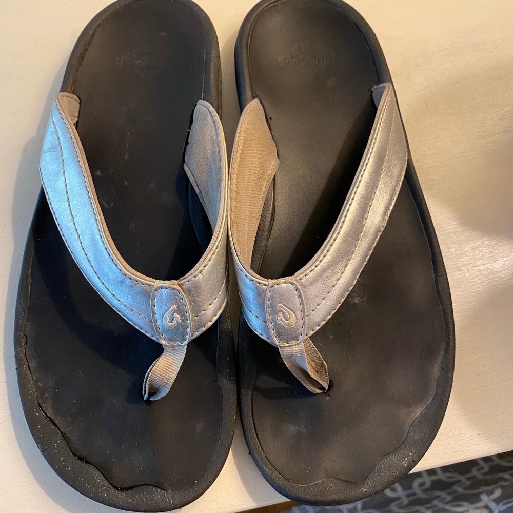 Olukar Flip Flops made in Hawaii